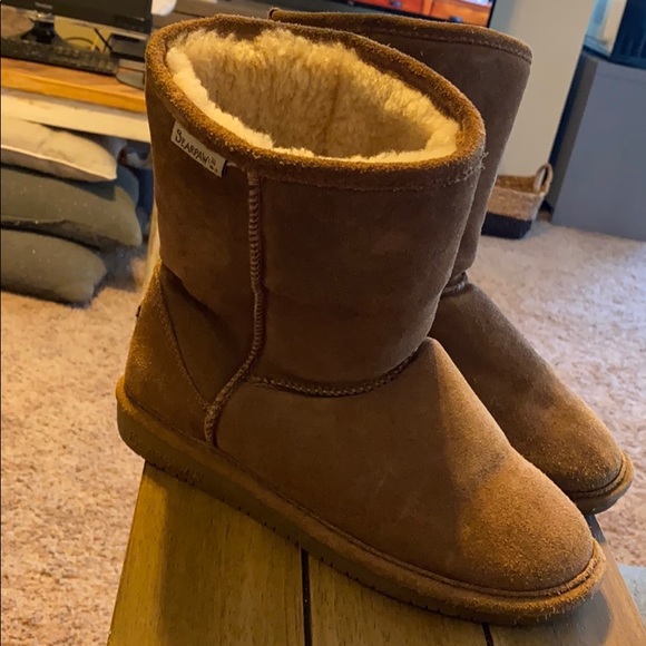bearpaw fur lined boots